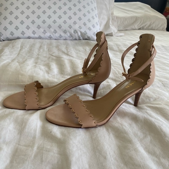Coach Blush Pink Leather Scalloped Studded Ankle Strap Heels – Size 6.5B - Picture 3 of 13